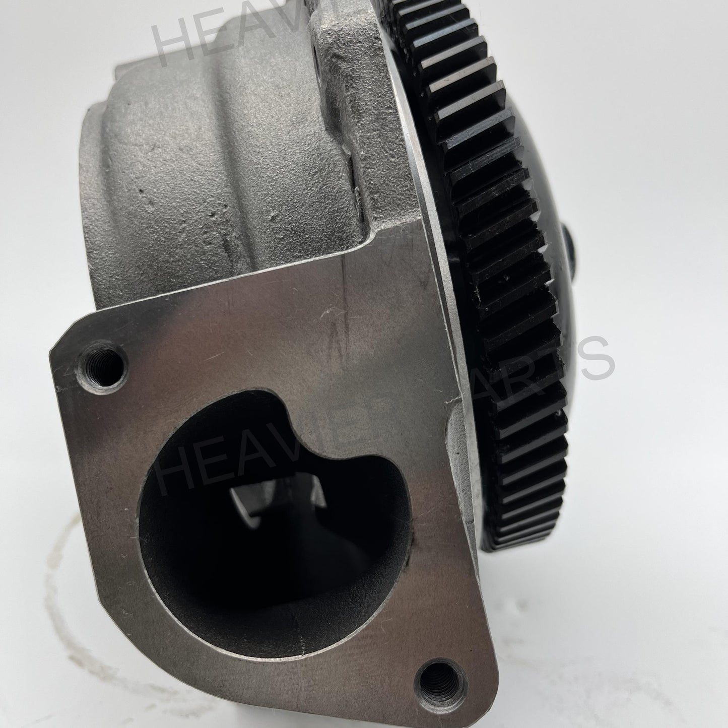 Caterpillar 1354925 Water Pump