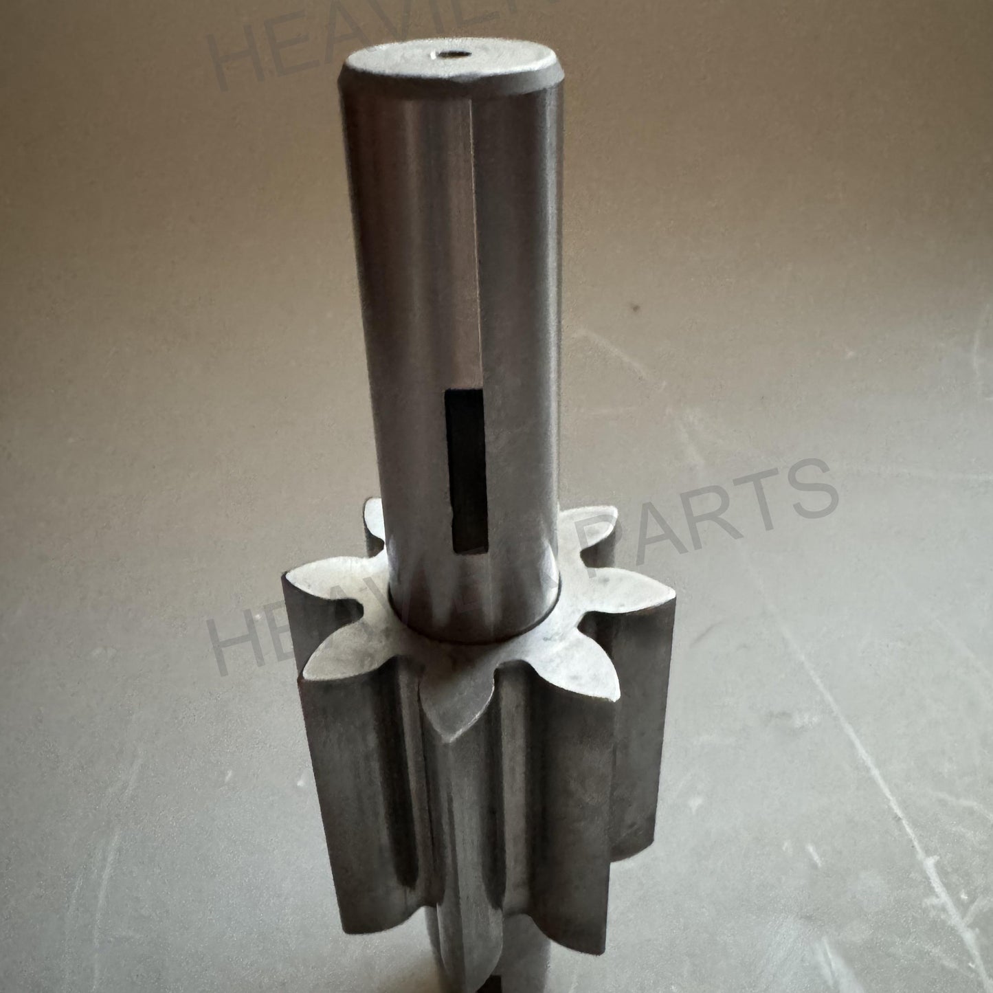 2P6245 Caterpillar SHAFT, OIL PUMP