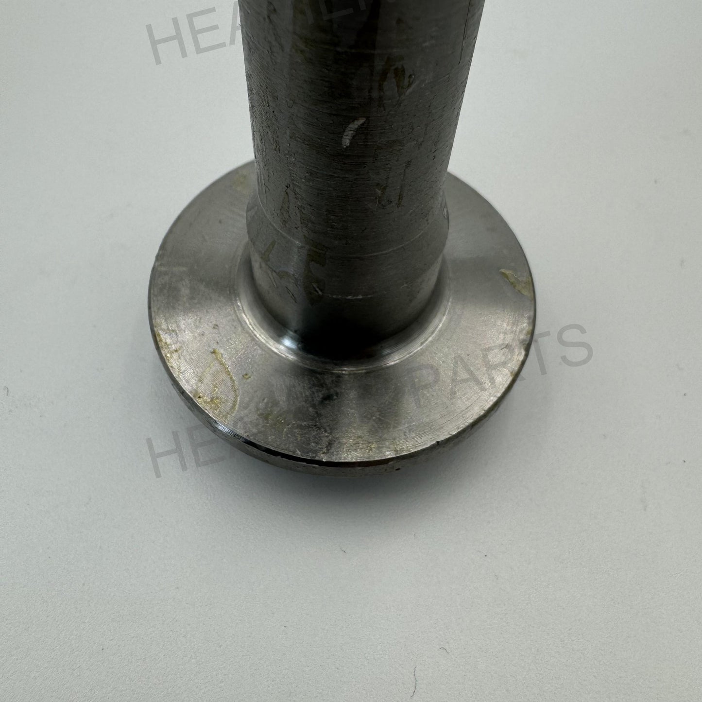 1725188 Caterpillar SHAFT, WATER PUMP