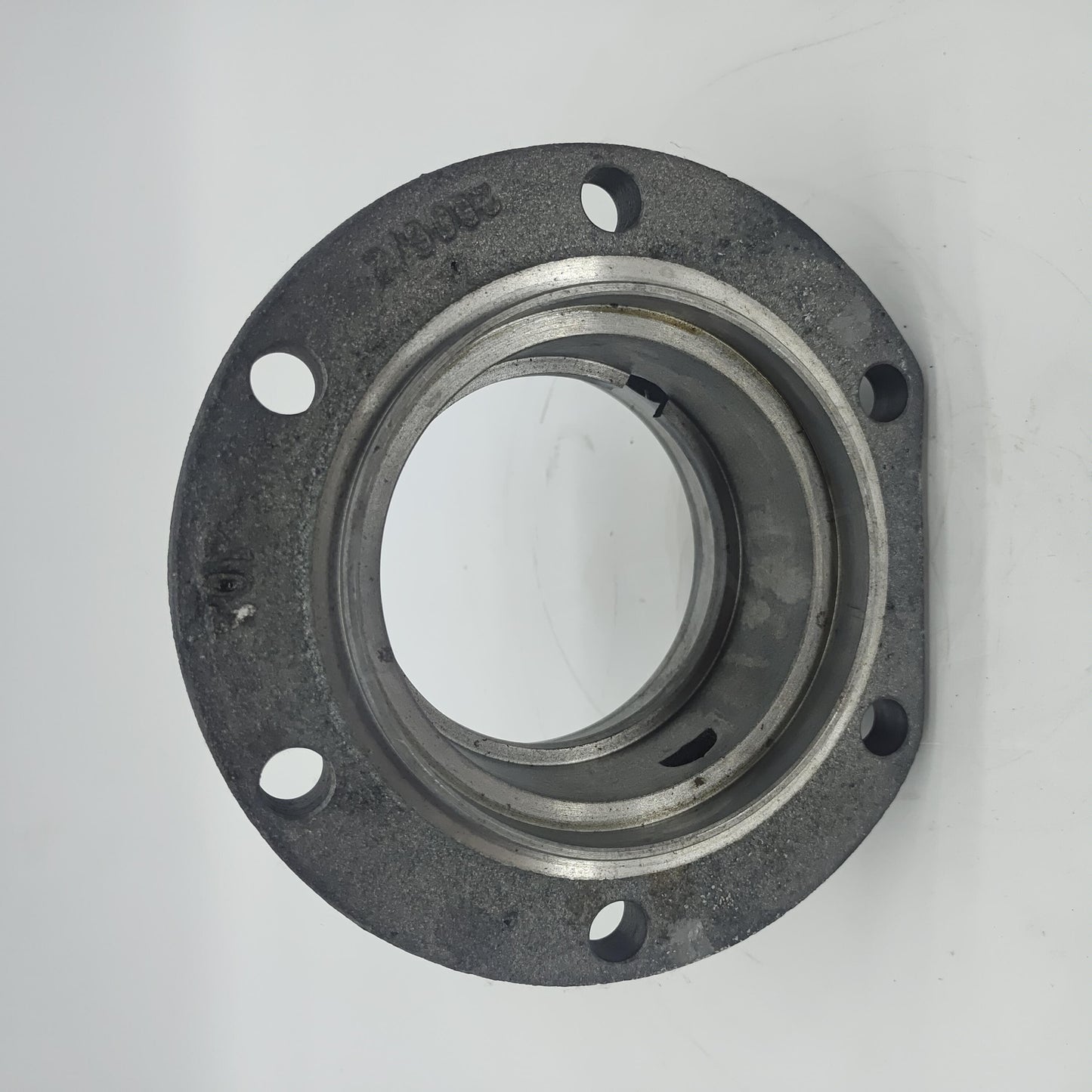 124286 THRU-SHAFT RETAINER