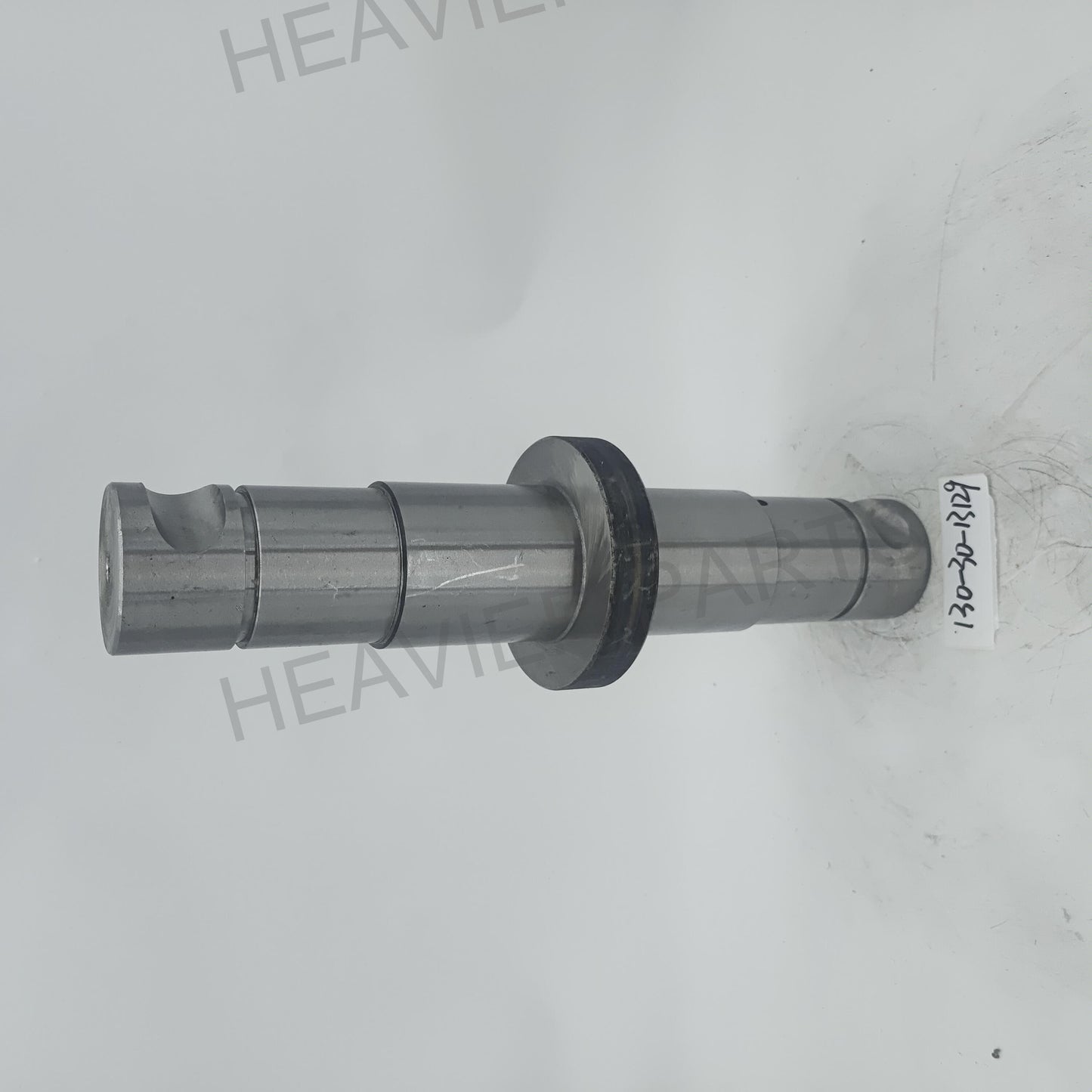 1303013129 Komatsu SHAFT, IDLER