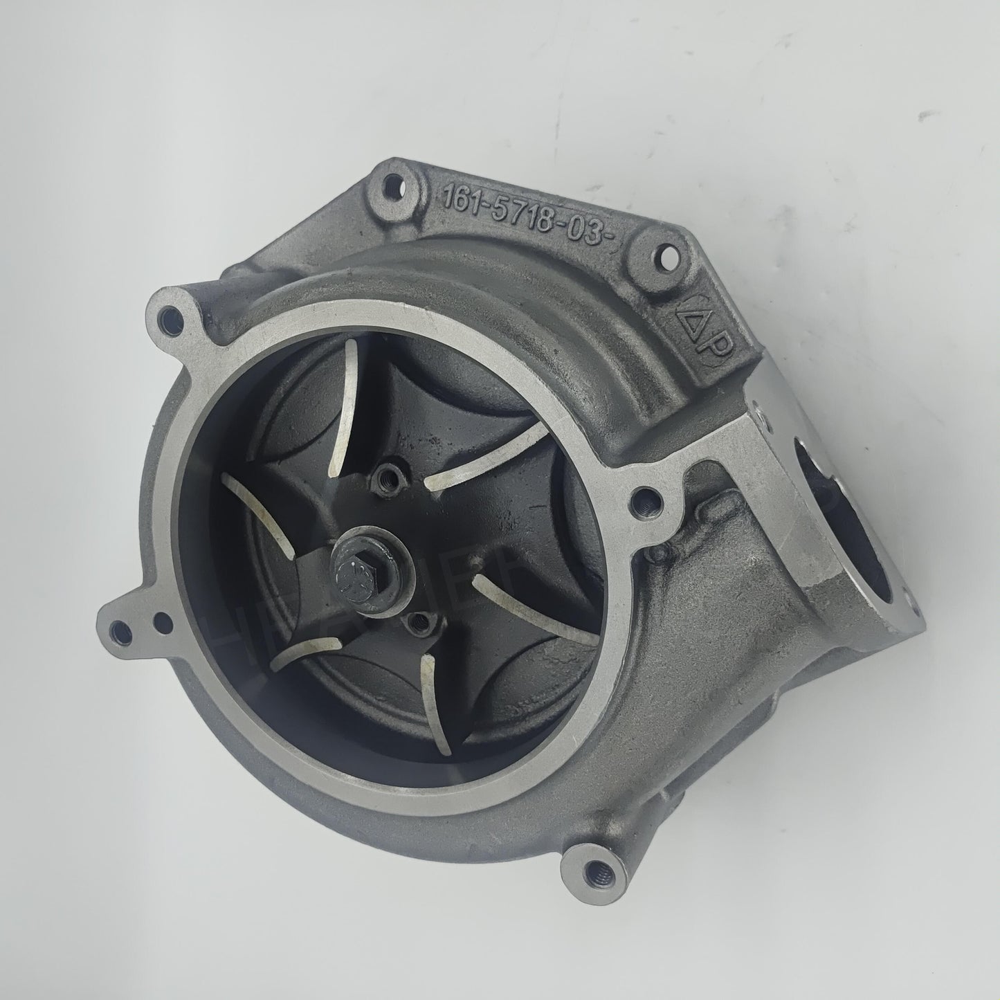 1354925 Caterpillar WATER PUMP