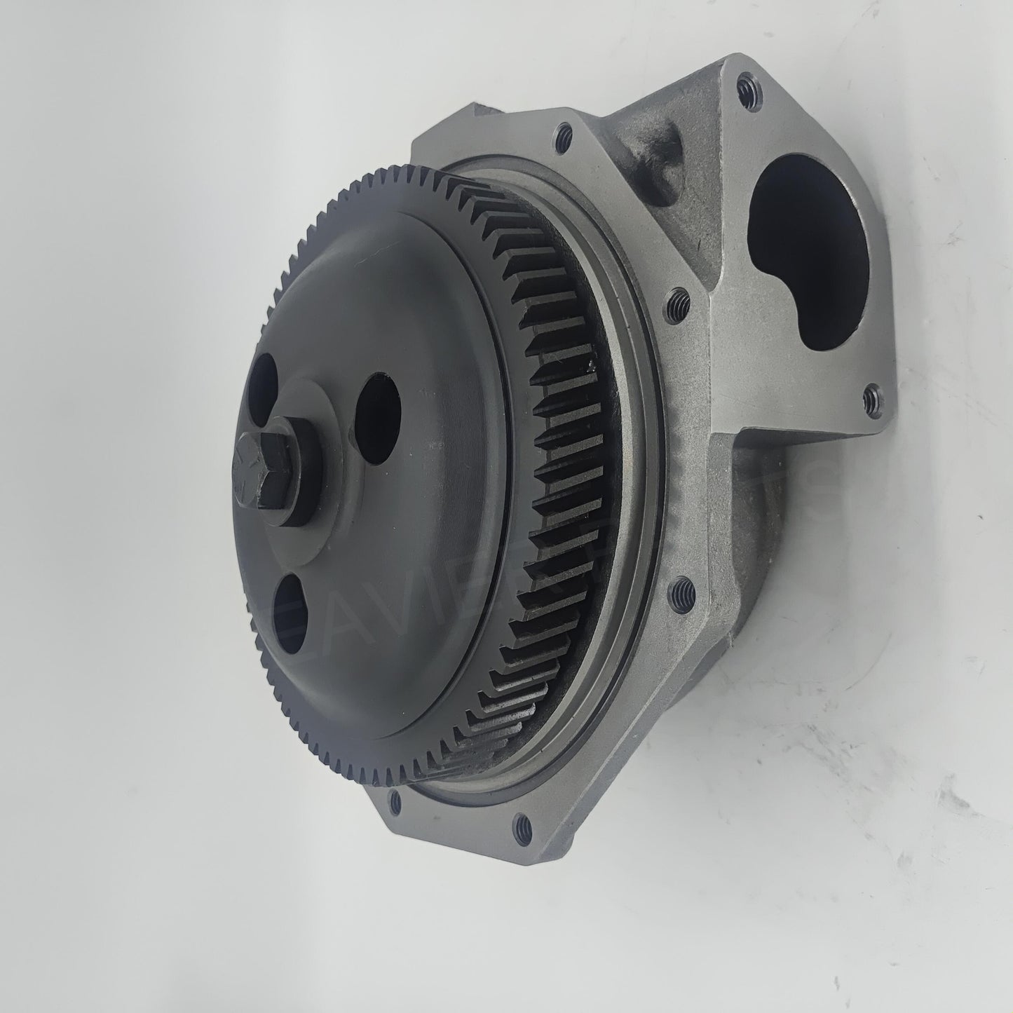 1354925 Caterpillar WATER PUMP