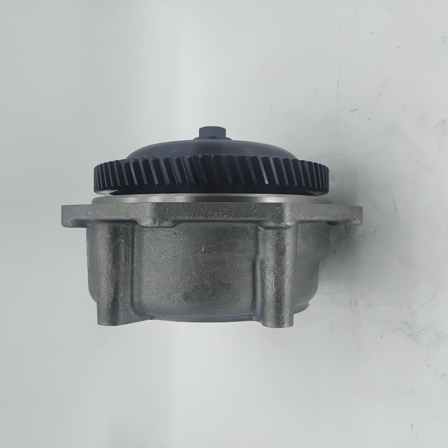 1354925 Caterpillar WATER PUMP