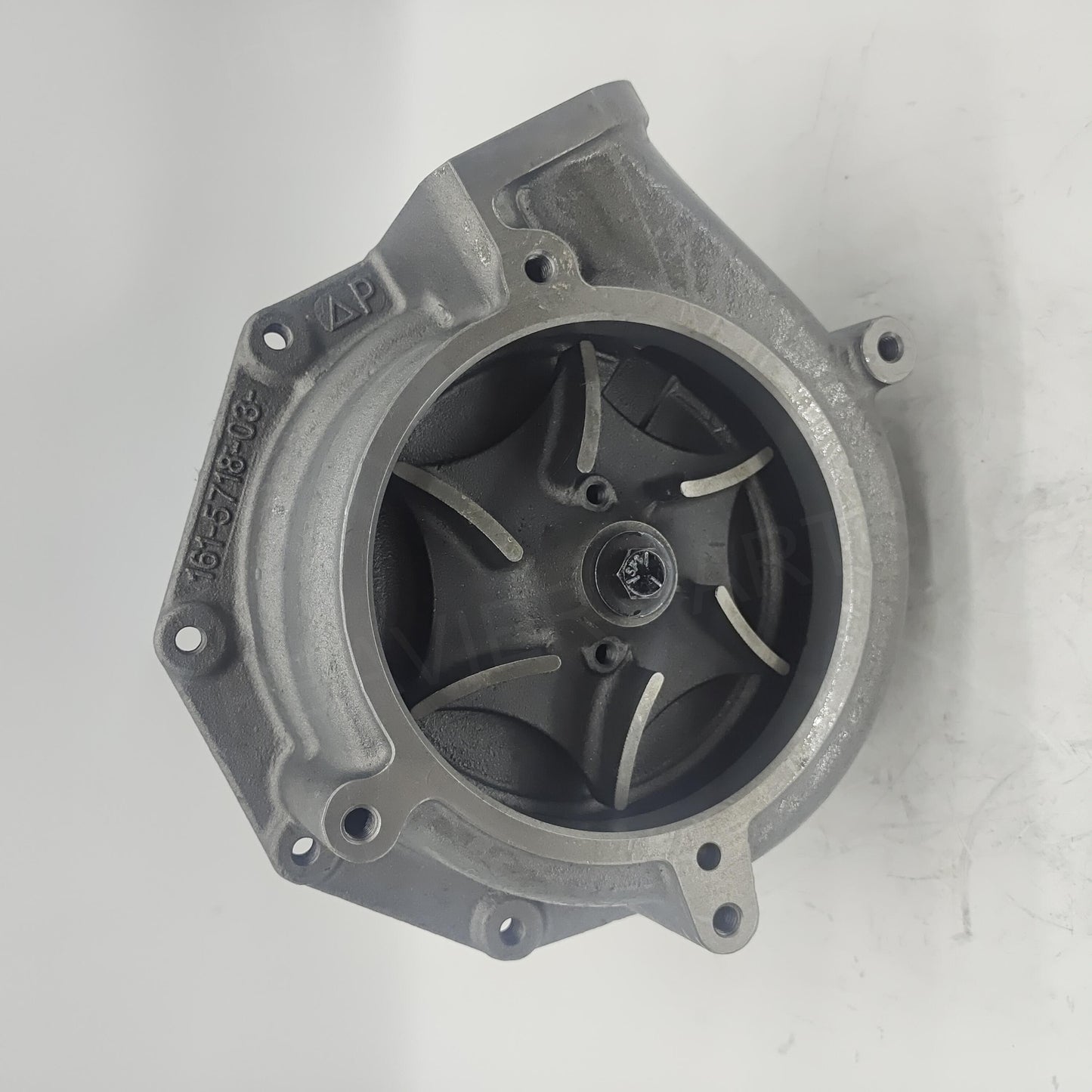 1354926 Caterpillar WATER PUMP