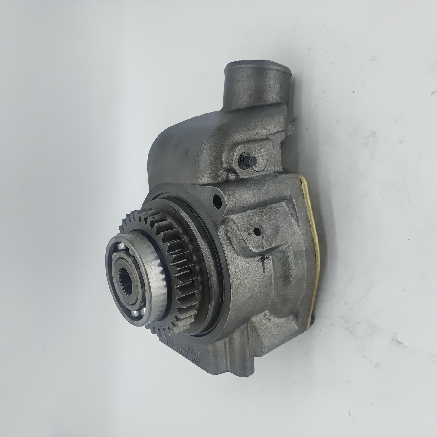 1727760 Caterpillar WATER PUMP