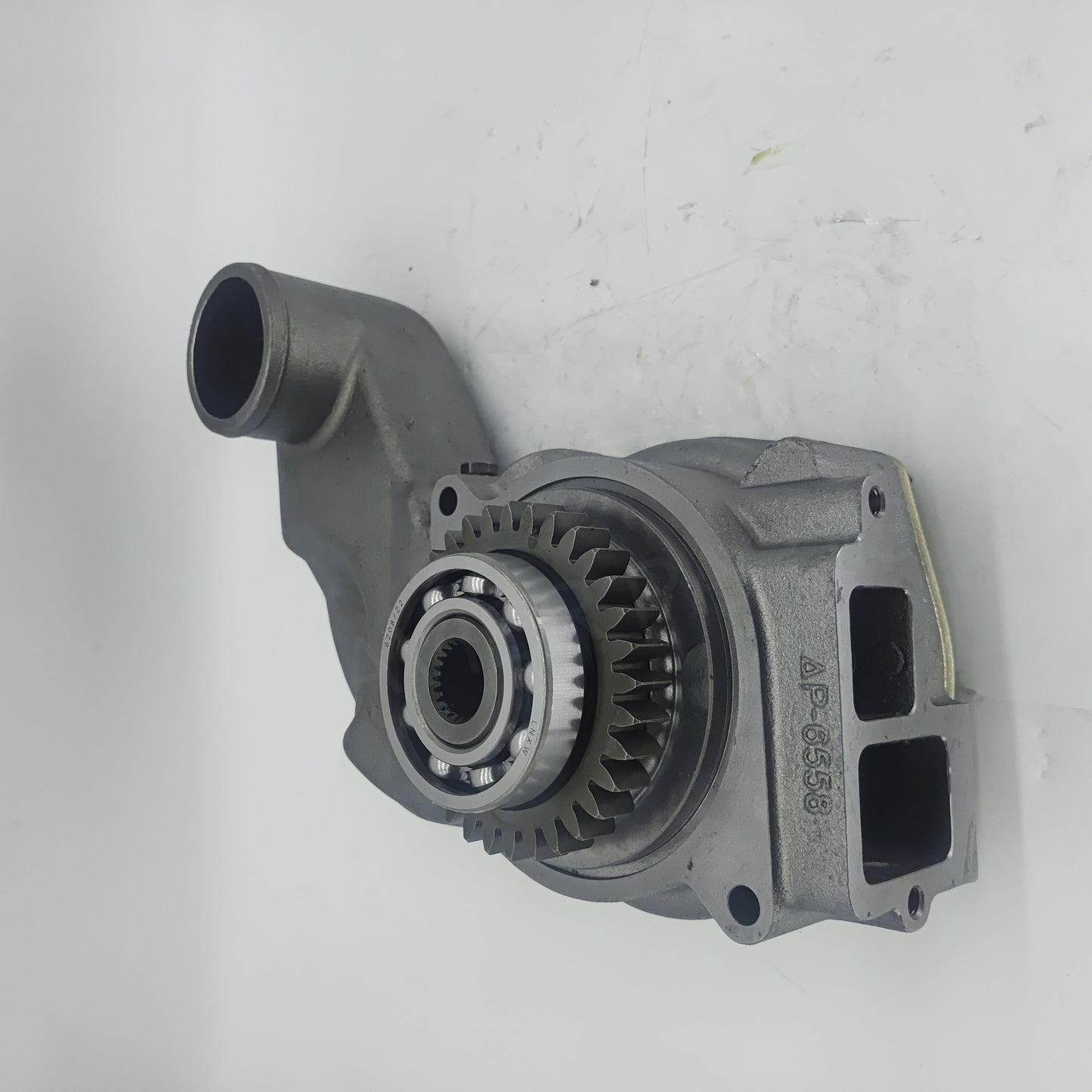 1727762 Caterpillar WATER PUMP