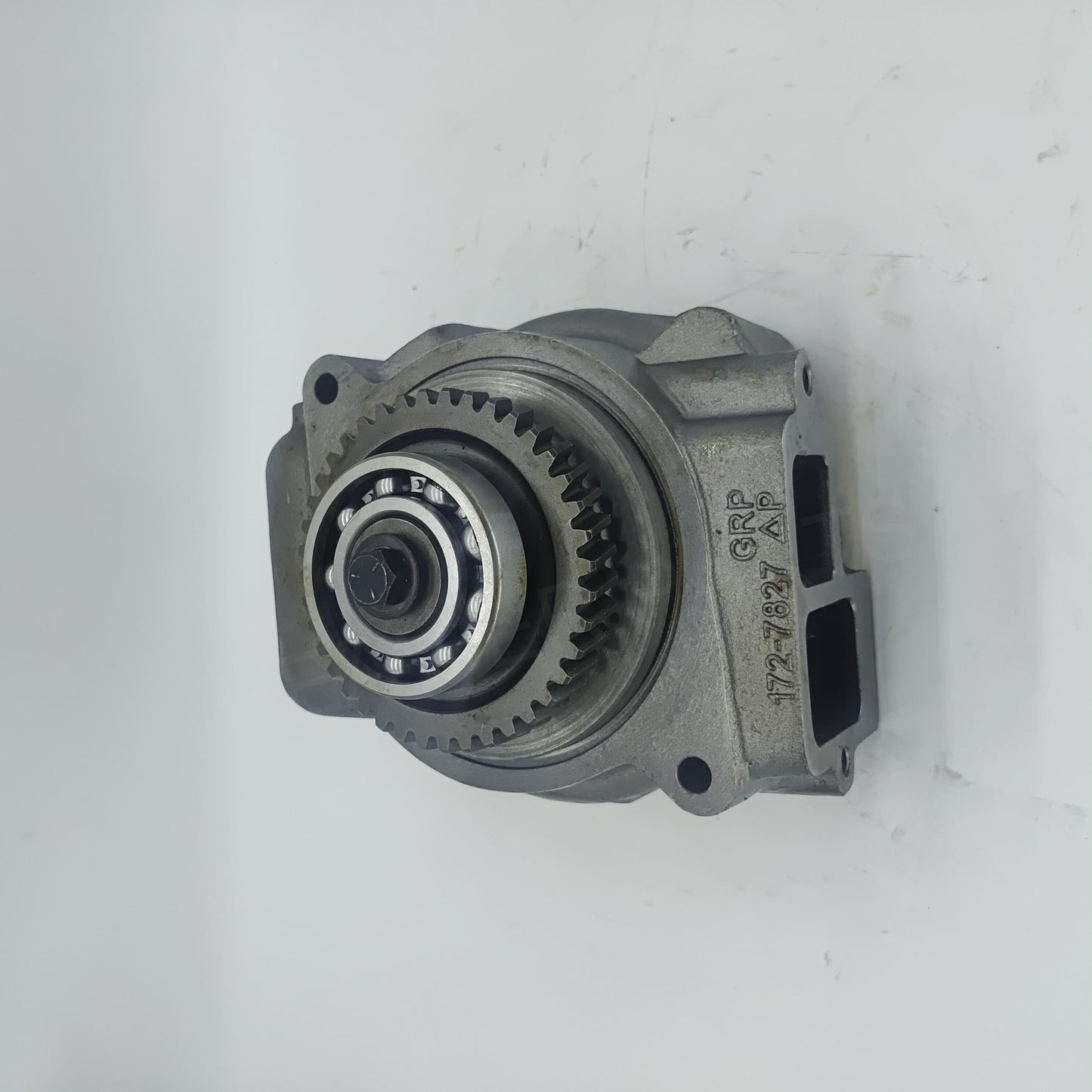 1727767 Caterpillar WATER PUMP