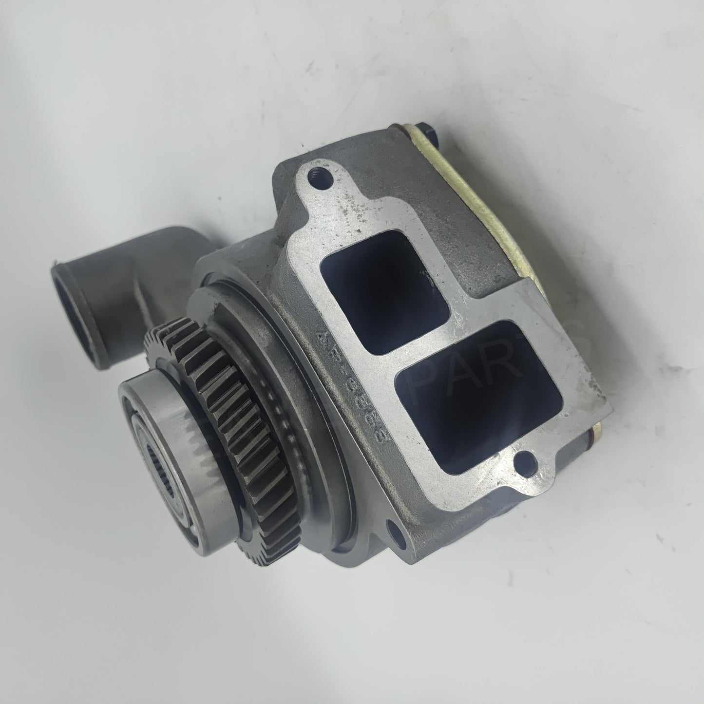 1727772 Caterpillar WATER PUMP