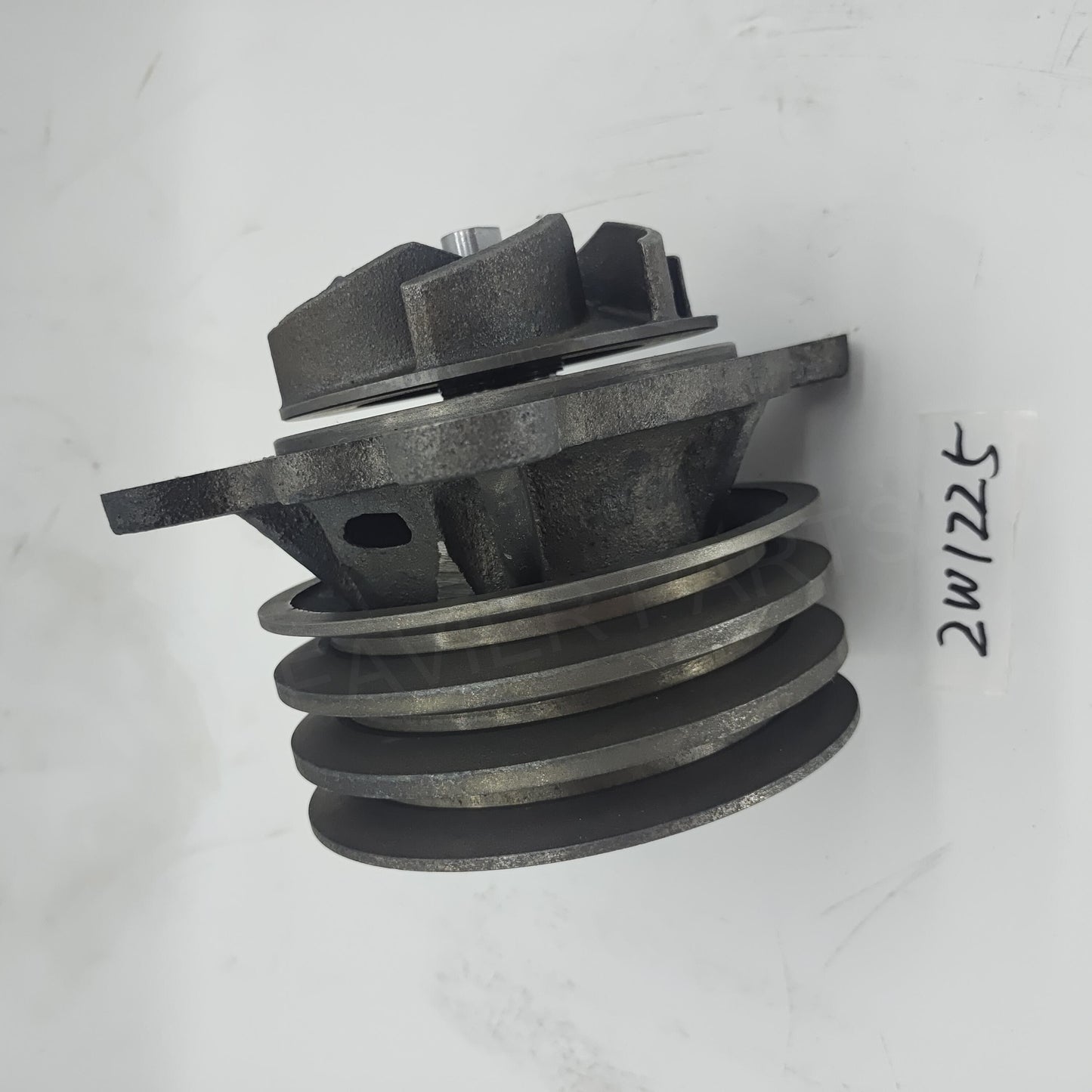 2W1225 Caterpillar WATER PUMP