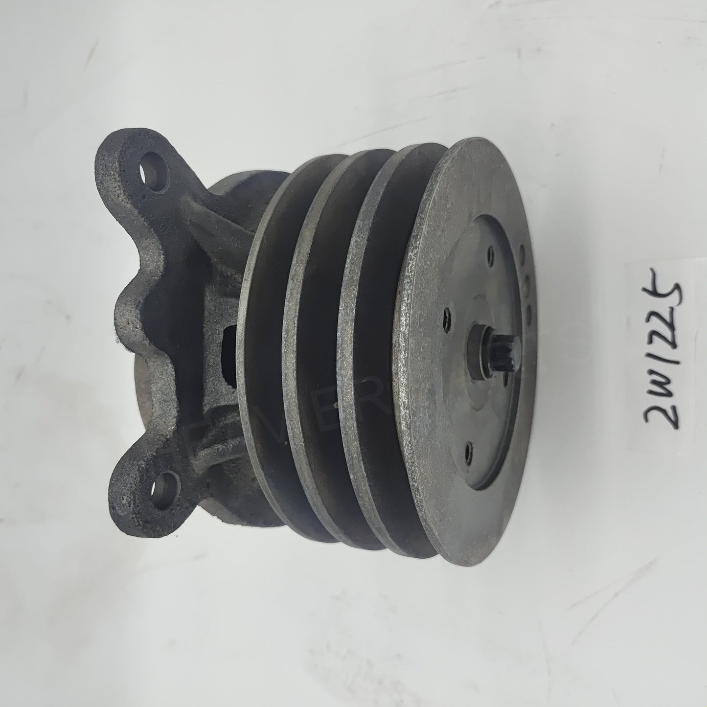 2W1225 Caterpillar WATER PUMP