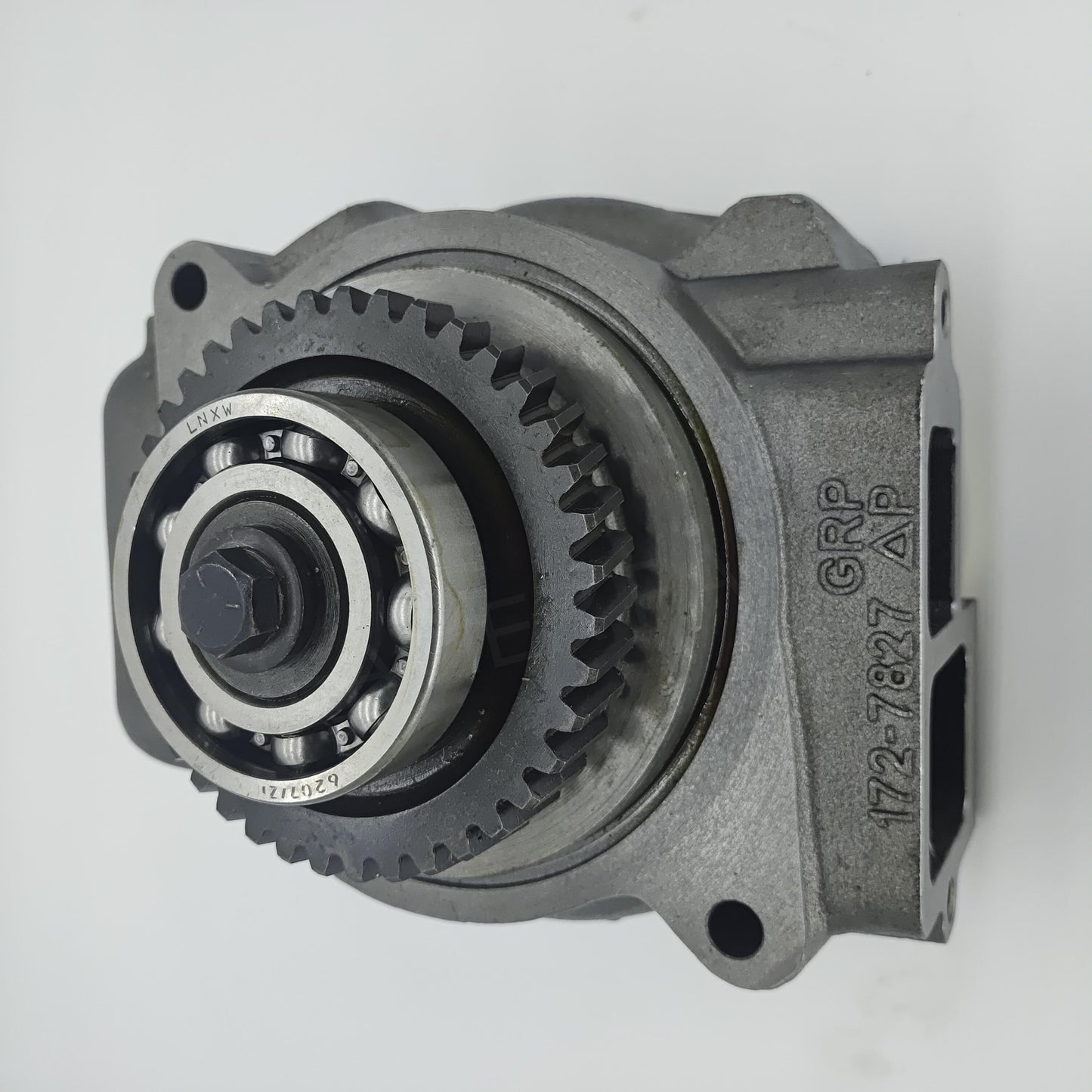 2W8001 Caterpillar WATER PUMP