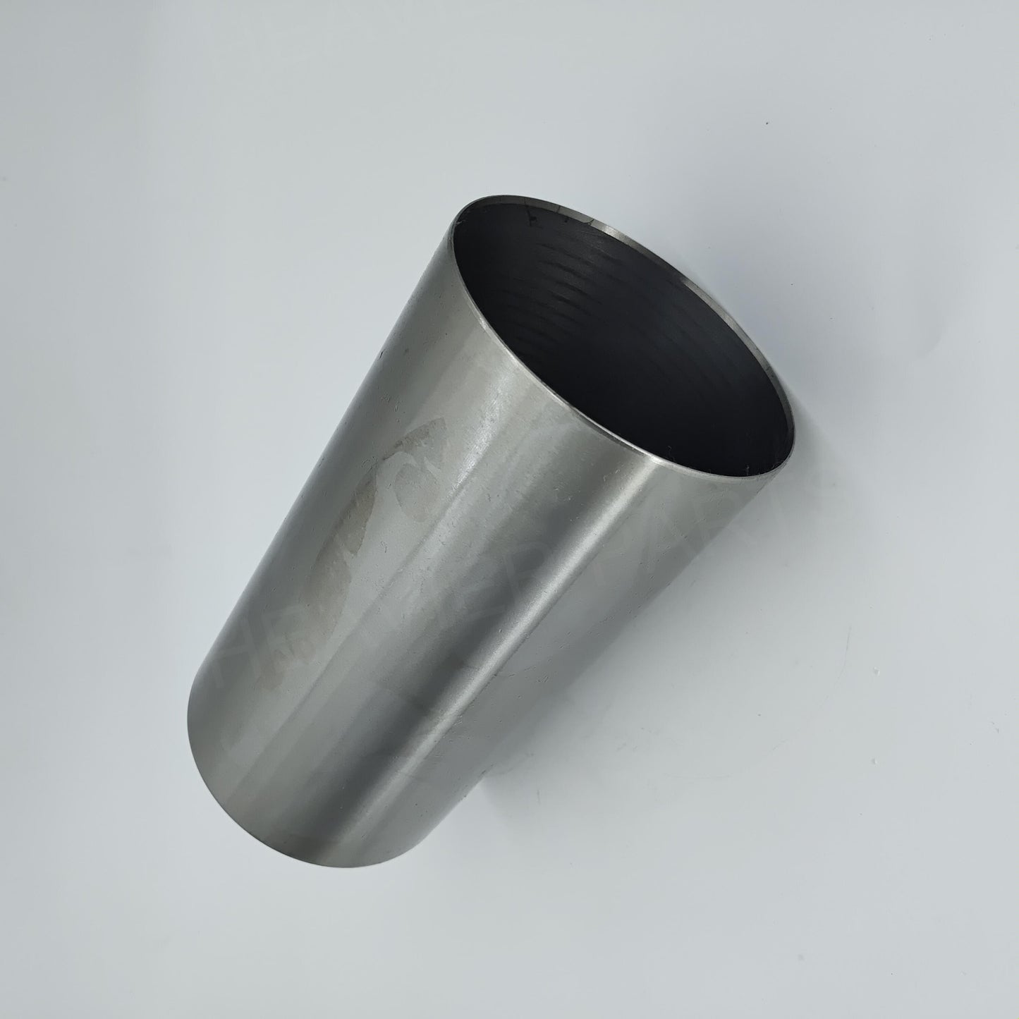 3904166 Cummins CYLINDER LINER