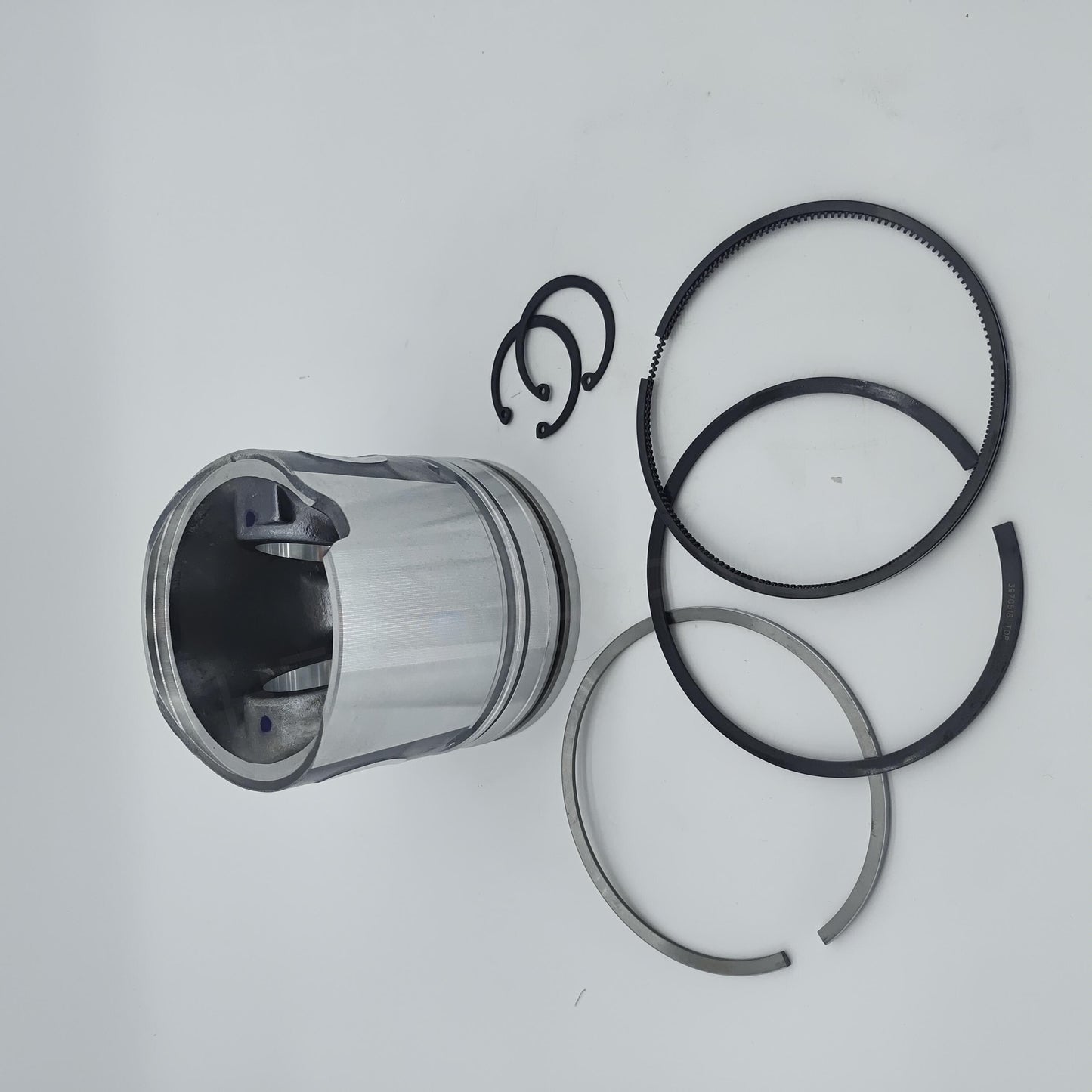 4955365 Cummins PISTON KIT