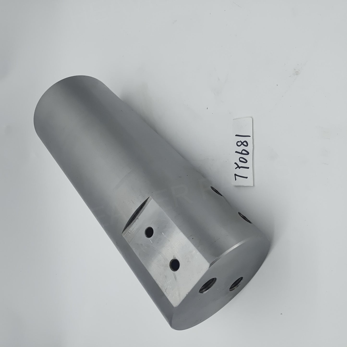 7Y0681 Caterpillar CYLINDER