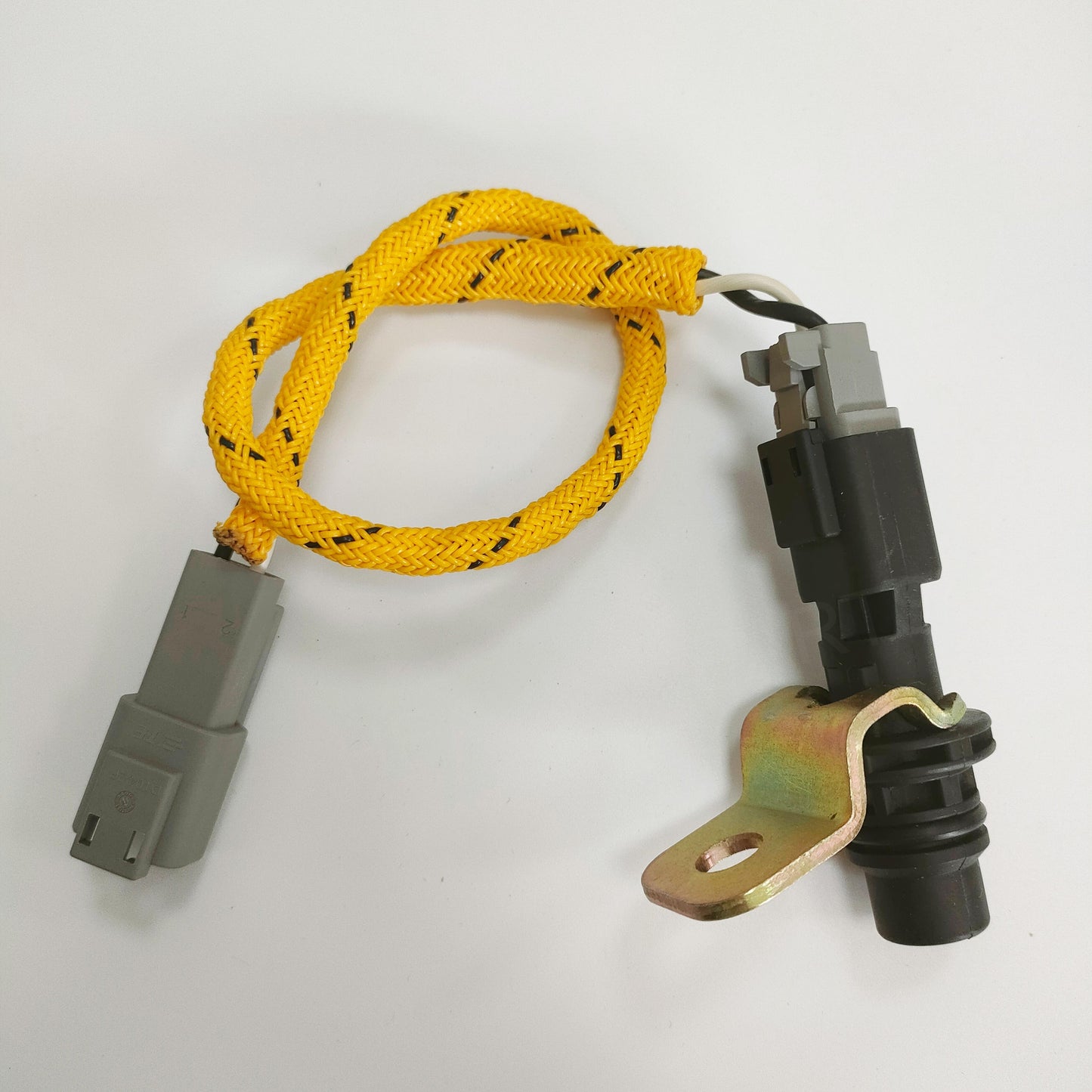 2016615 Cummins SENSOR,SPEED