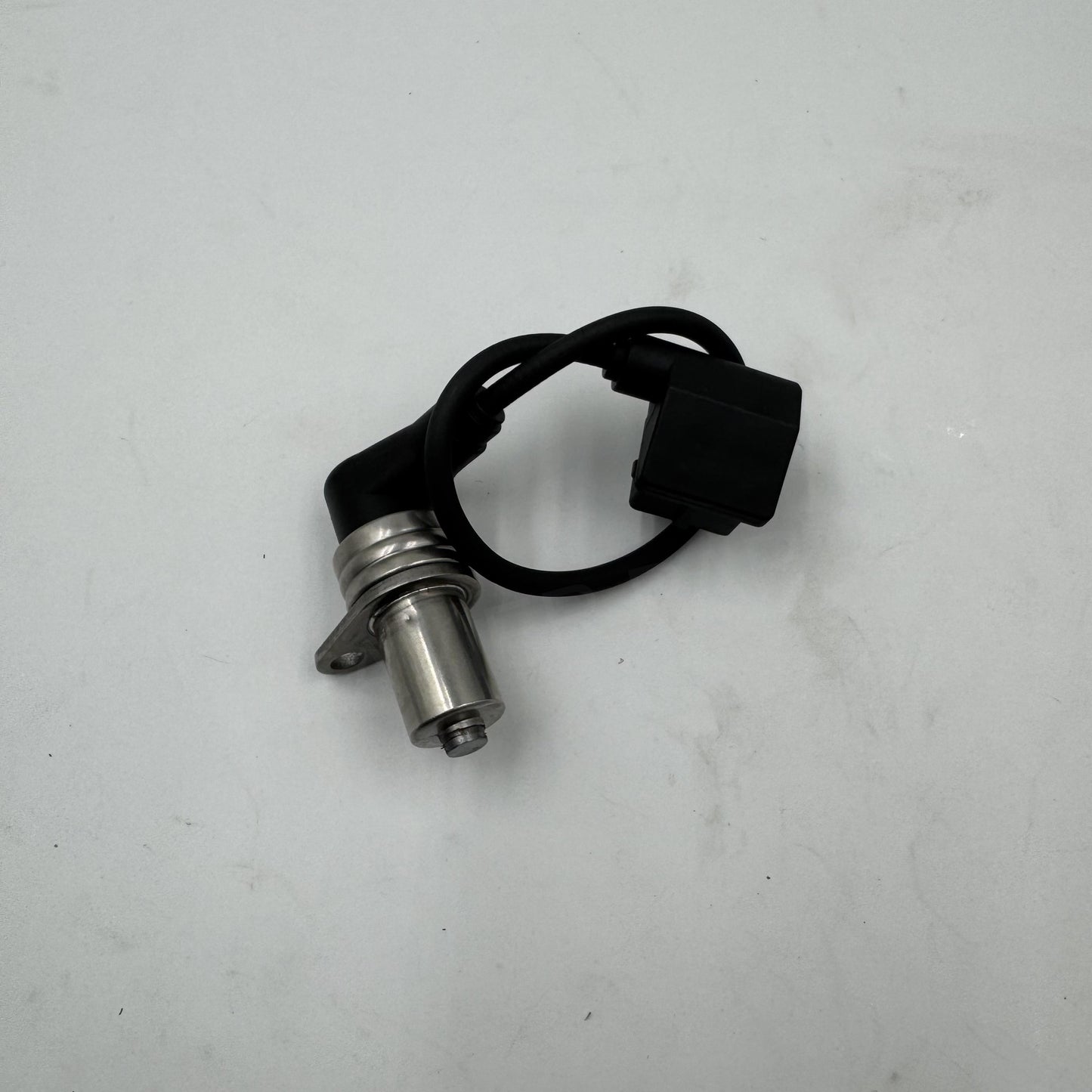 20459016 Volvo TACHOMETER CRANKSHAFT SPEED SENSOR