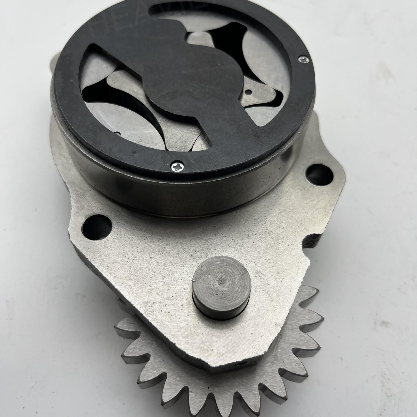 4988801 Cummins LUBE OIL PUMP