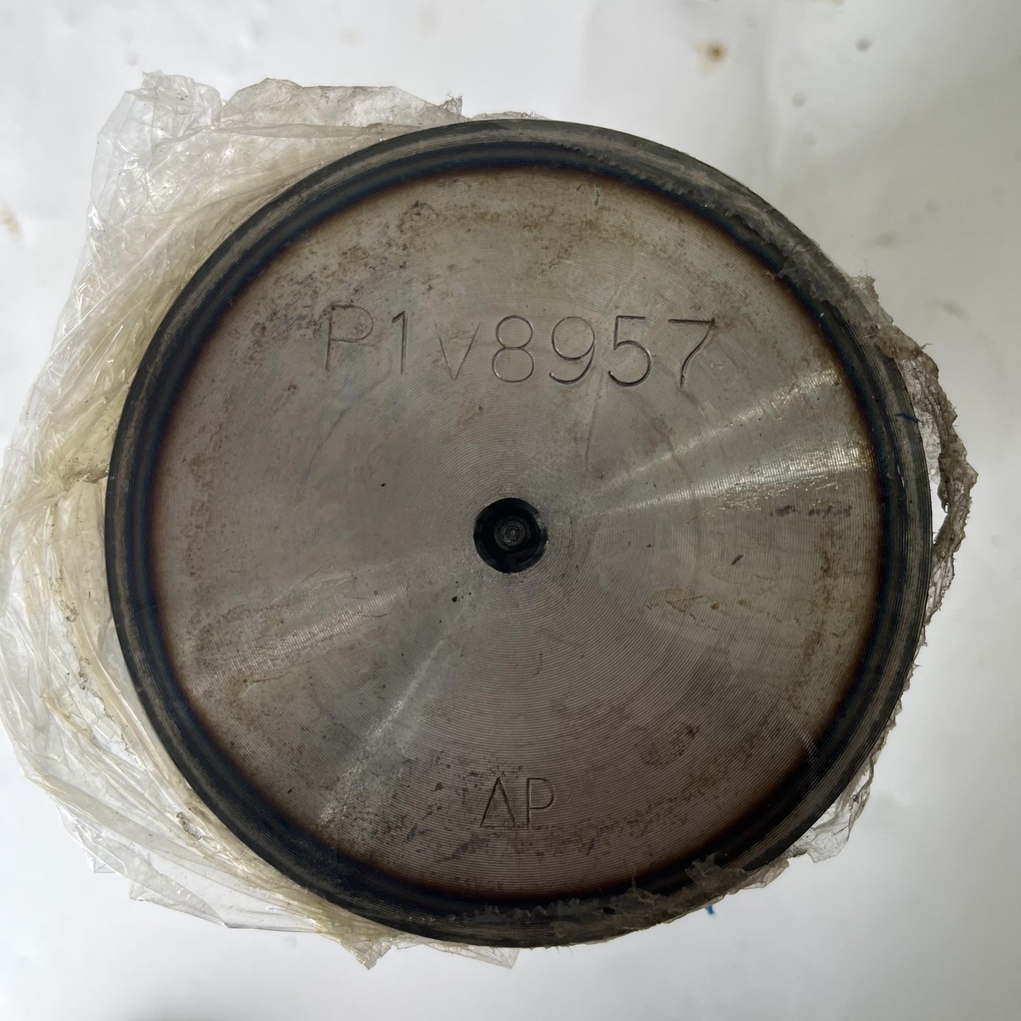 1V8957 Caterpillar PIN