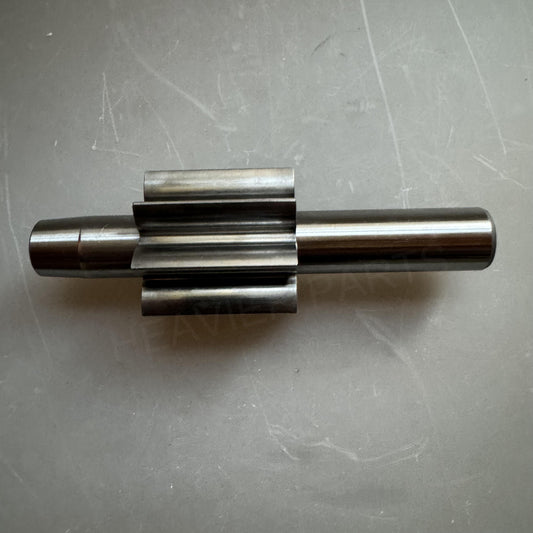 2P6245 Caterpillar SHAFT, OIL PUMP