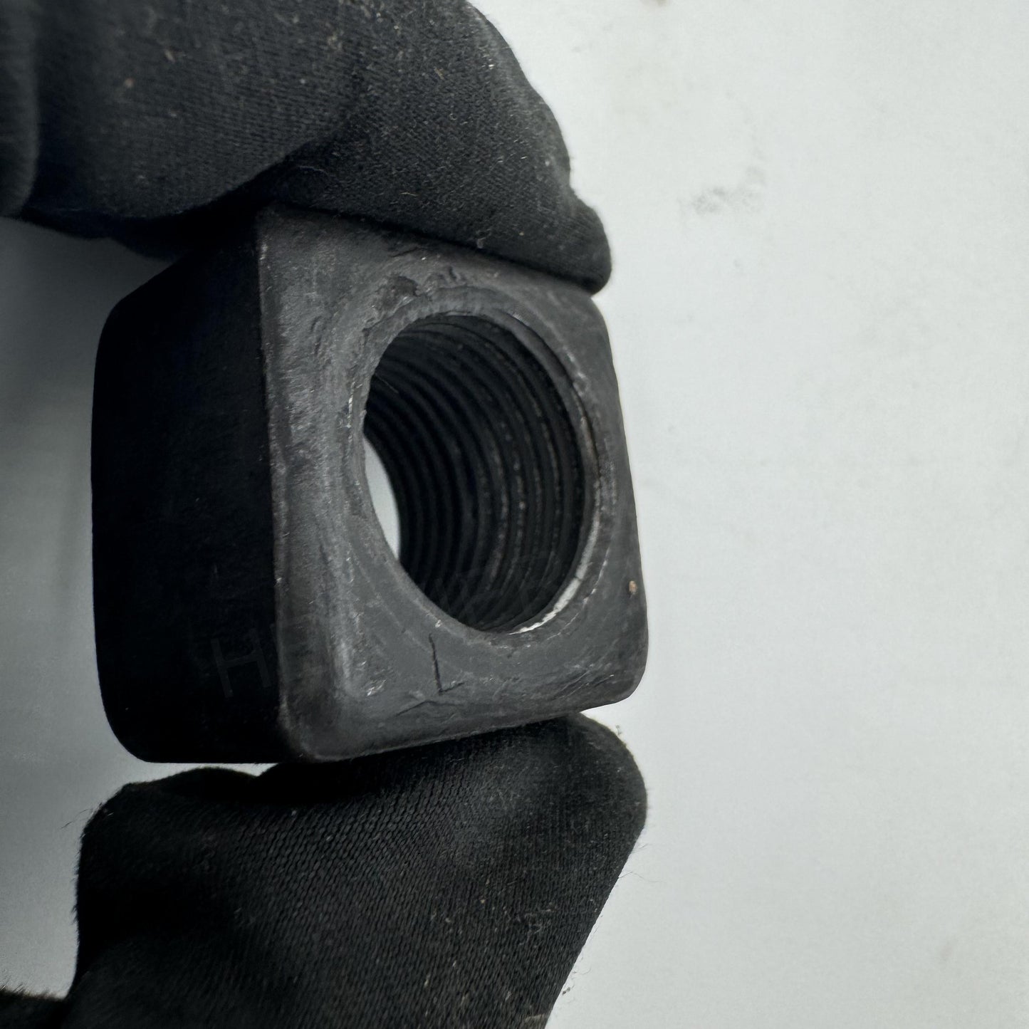 1543221330 Komatsu NUT