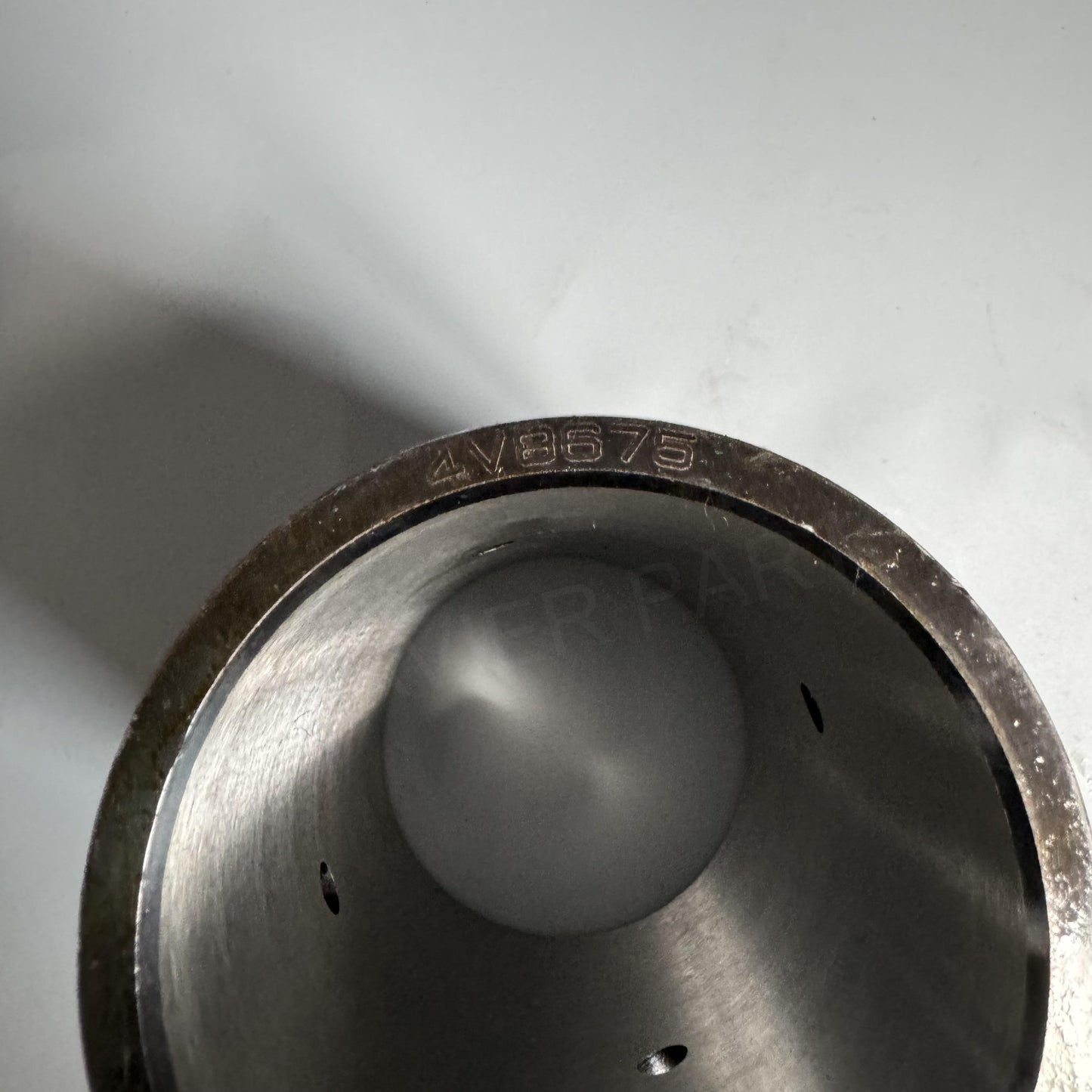 4V8675 Caterpillar BUSHING